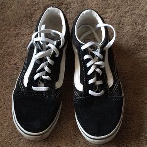 Black and white classic van kid